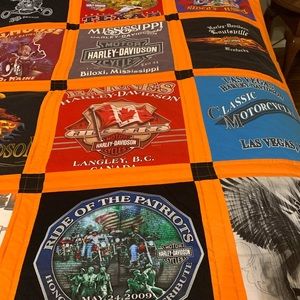 Harley Davidson Dealers T-Shirt Quilt Cover